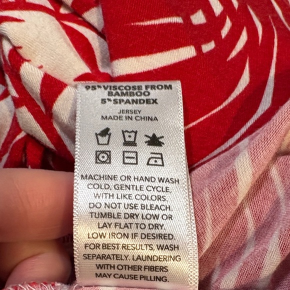 Yala 95% Bamboo Red and White Leaf Print Dress - Picture 6 of 6